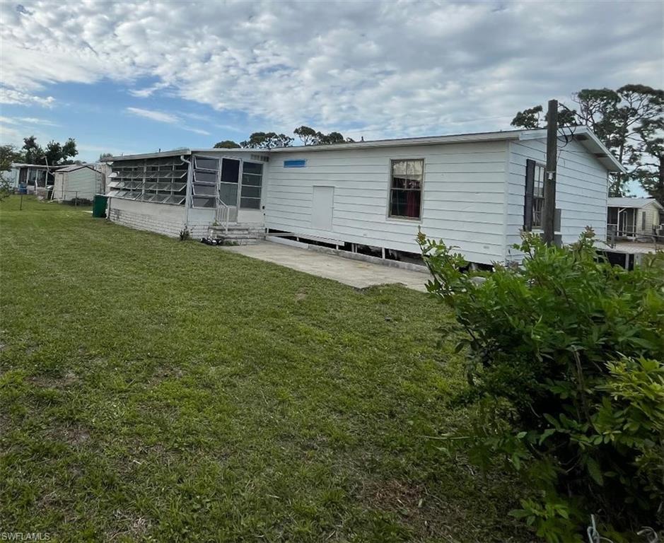11289 Pineapple Road Punta Gorda, FL 33955 - Photo 4 of 13 Gallery Image 4