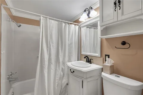 $239,000 | 7 Albert Court, Metairie, LA 70003