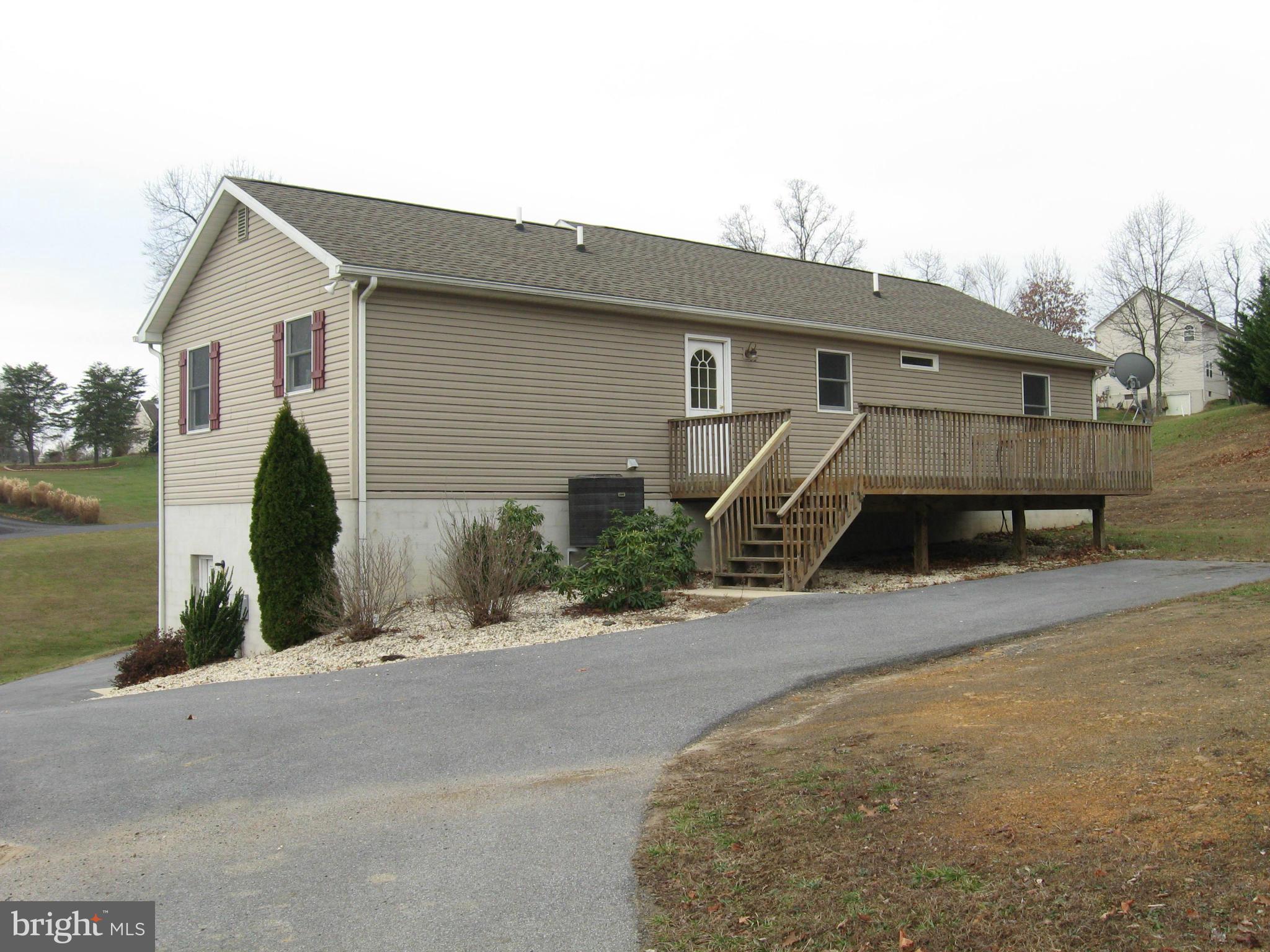 407 Ridge View Drive Berkeley Springs, WV 25411 - Photo 3 of 30 Exterior (Rear)