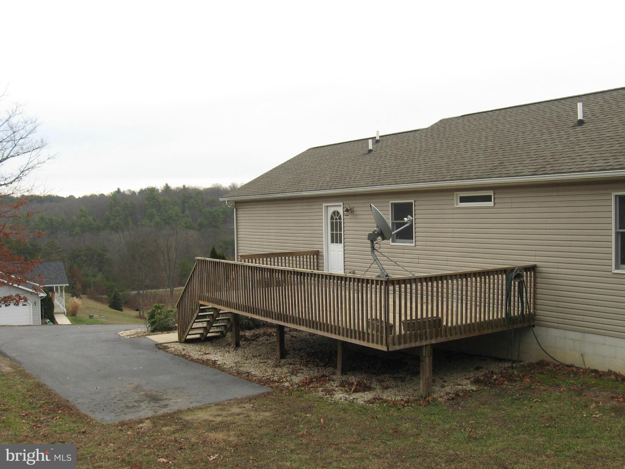 407 Ridge View Drive Berkeley Springs, WV 25411 - Photo 4 of 30 Exterior (Rear)