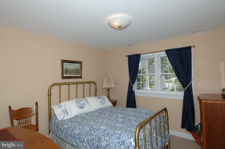 40306 Gap Road Leesburg, VA 20175 - Photo 6 of 25 Bedroom