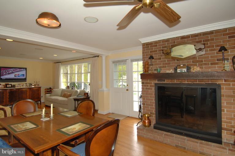 40306 Gap Road Leesburg, VA 20175 - Photo 7 of 25 Kitchen