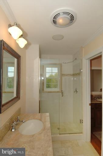 40306 Gap Road Leesburg, VA 20175 - Photo 10 of 25 Bath (Master)