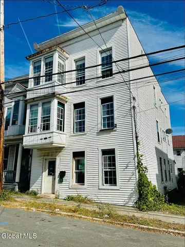 $199,000 | 174 Congress Street, Cohoes, NY 12047