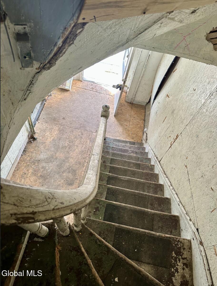 174 Congress Street Cohoes, NY 12047 - Photo 8 of 21 Screen Shot 2025-10-04 at 11.23.23 AM