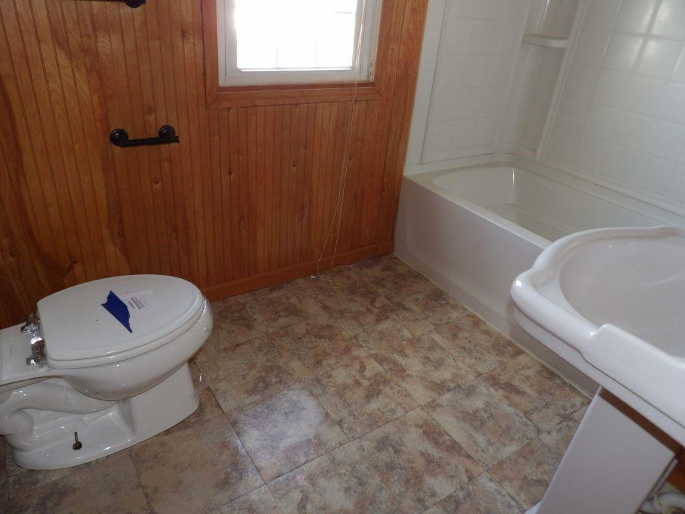 779 Highland Road Sharon, PA 16146 - Photo 4 of 10