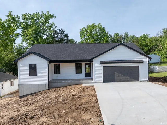 $369,900 | 1724 28th Street, Bedford, IN 47421