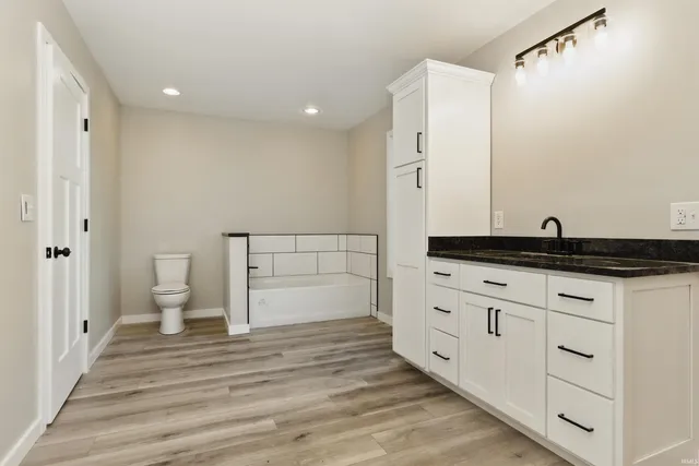 $369,900 | 1724 28th Street, Bedford, IN 47421