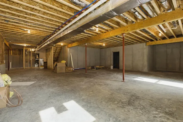 $369,900 | 1724 28th Street, Bedford, IN 47421