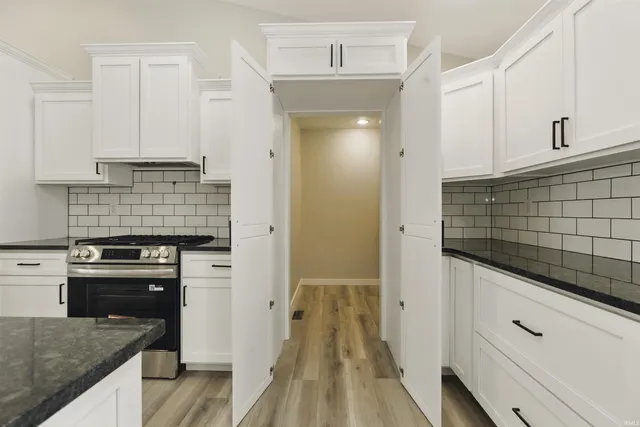 $369,900 | 1724 28th Street, Bedford, IN 47421