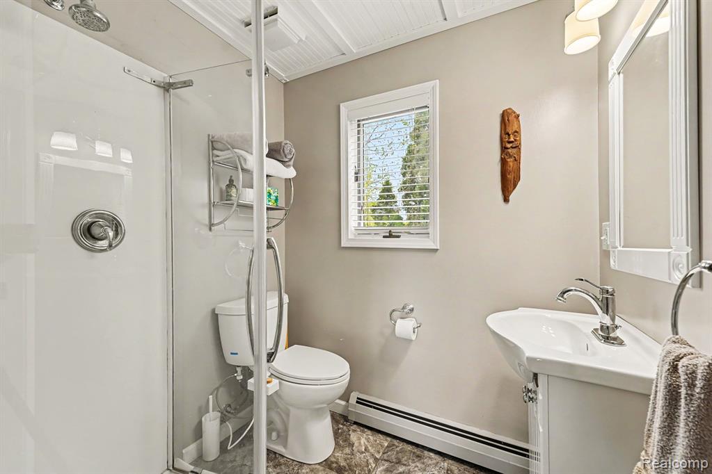 2797 East Labo Road Carleton, MI 48117 - Photo 8 of 29