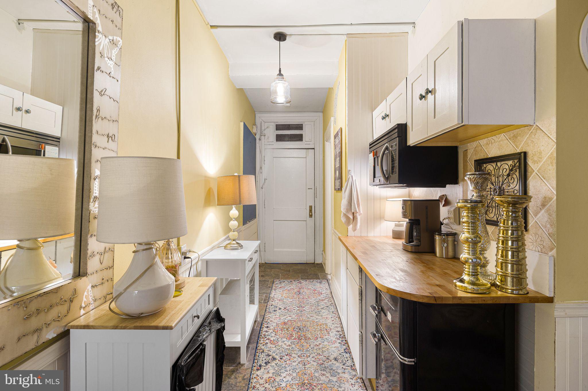 1324 Locust Street, Unit 622 Philadelphia, PA 19107 - Photo 5 of 14