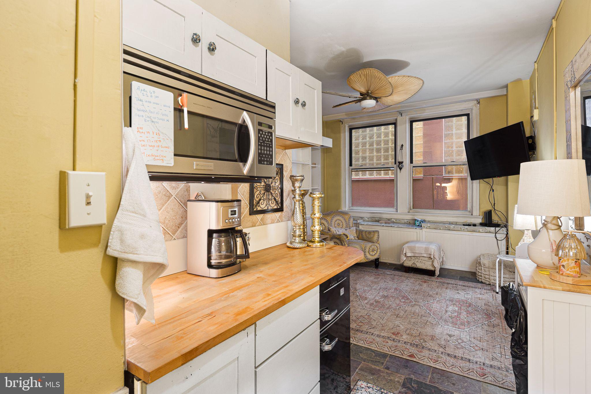 1324 Locust Street, Unit 622 Philadelphia, PA 19107 - Photo 7 of 14