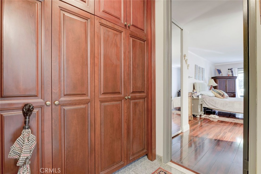 1401 Valley View Road, Unit 206 Glendale, CA 91202 - Photo 27 of 35