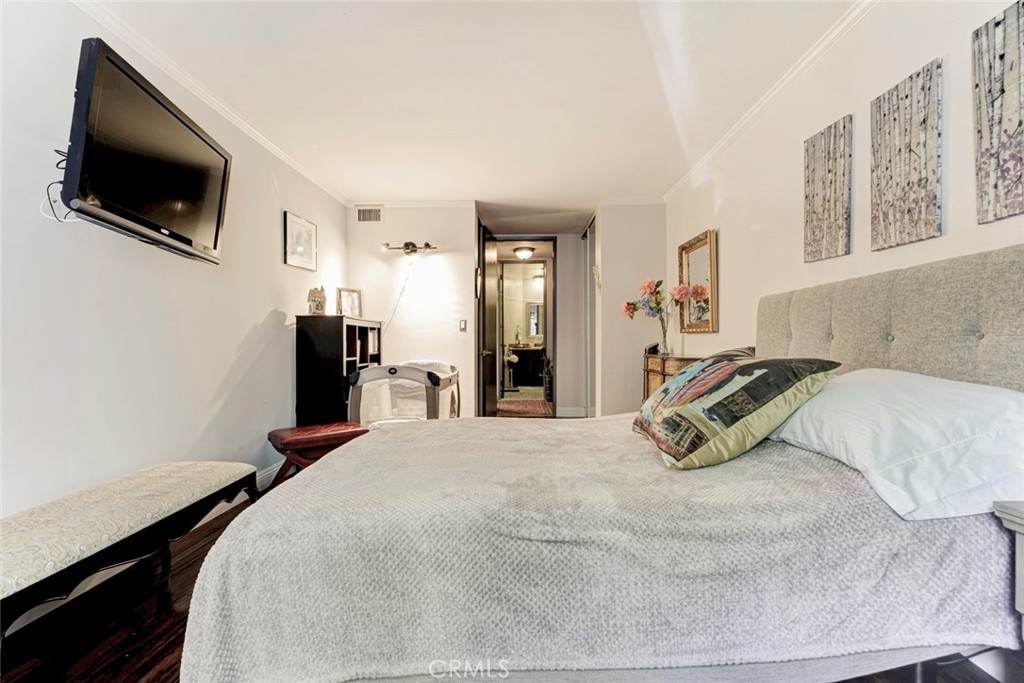 1401 Valley View Road, Unit 206 Glendale, CA 91202 - Photo 33 of 35