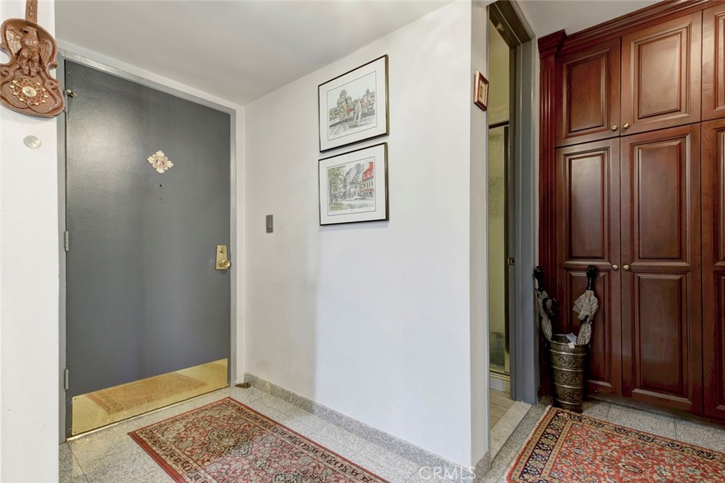 1401 Valley View Road, Unit 206 Glendale, CA 91202 - Photo 10 of 35