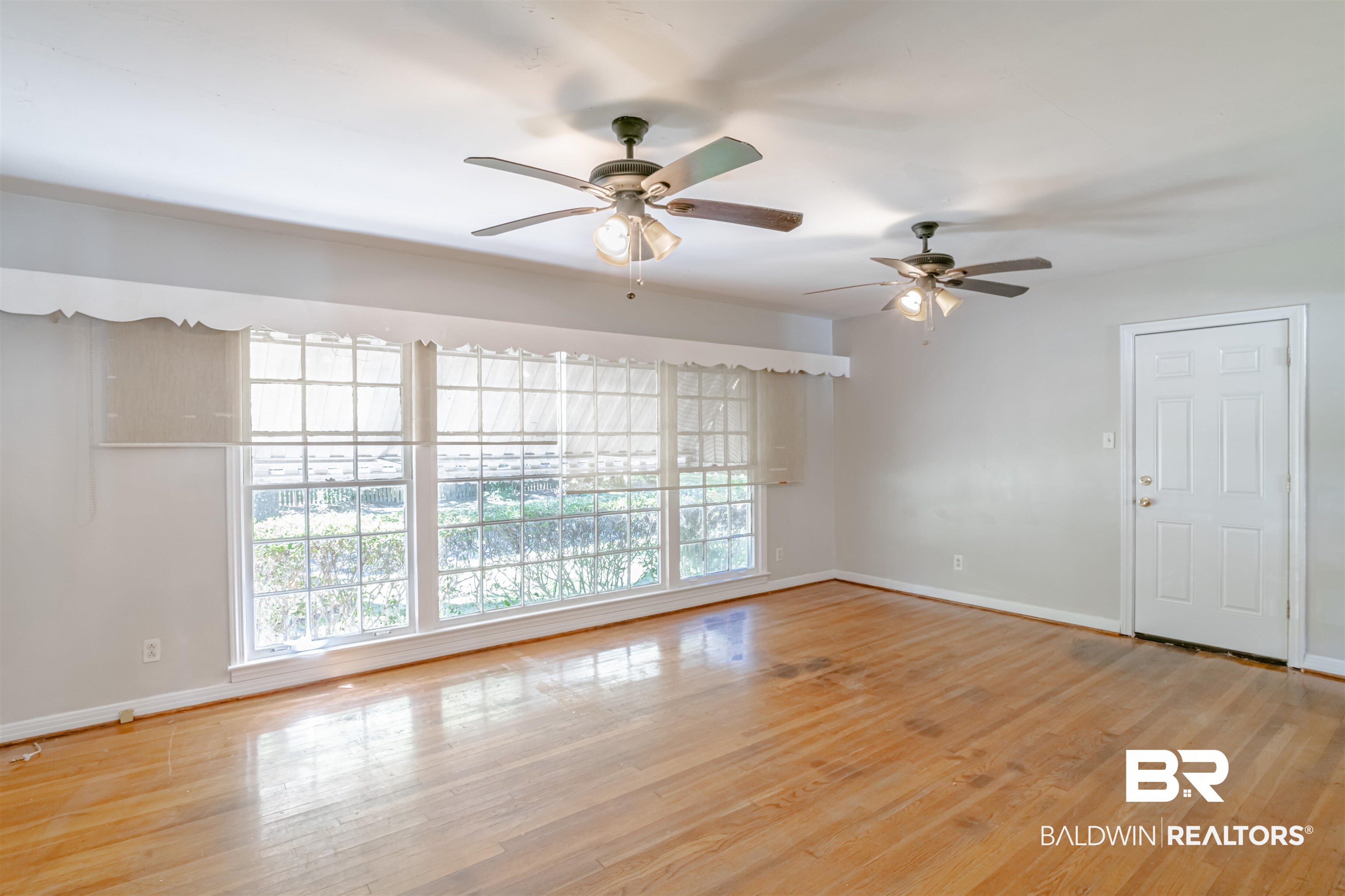 302 Northwest Boulevard Mobile, AL 36611 - Photo 11 of 28