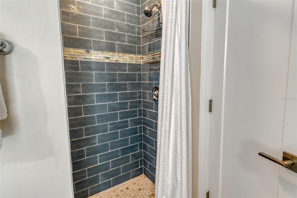 4852 Featherbed Lane Sarasota, FL 34242 - Photo 40 of 79