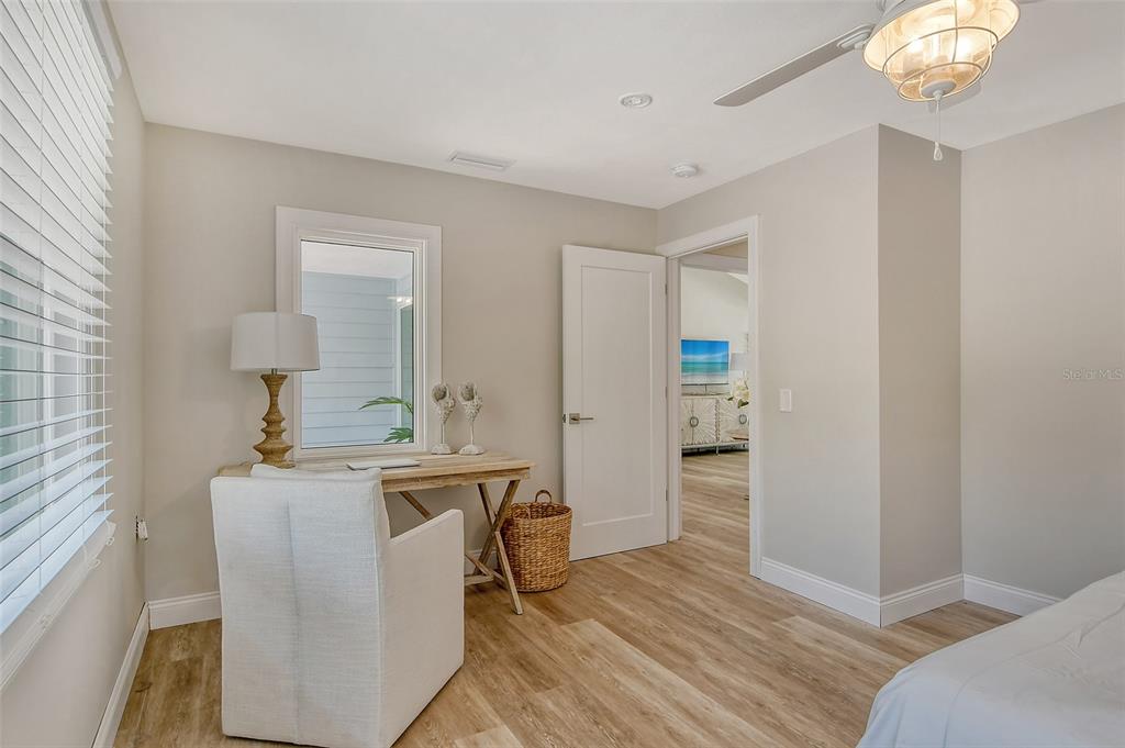 4852 Featherbed Lane Sarasota, FL 34242 - Photo 46 of 79