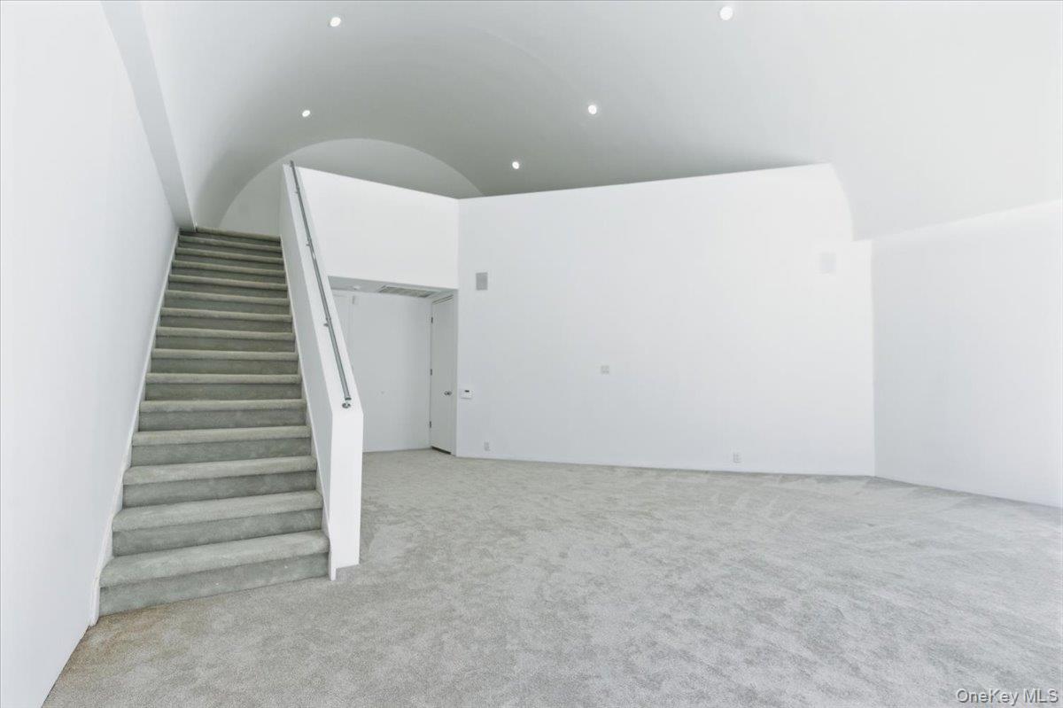 454 East Shore Road Great Neck, NY 11024 - Photo 24 of 42 a view of an entryway