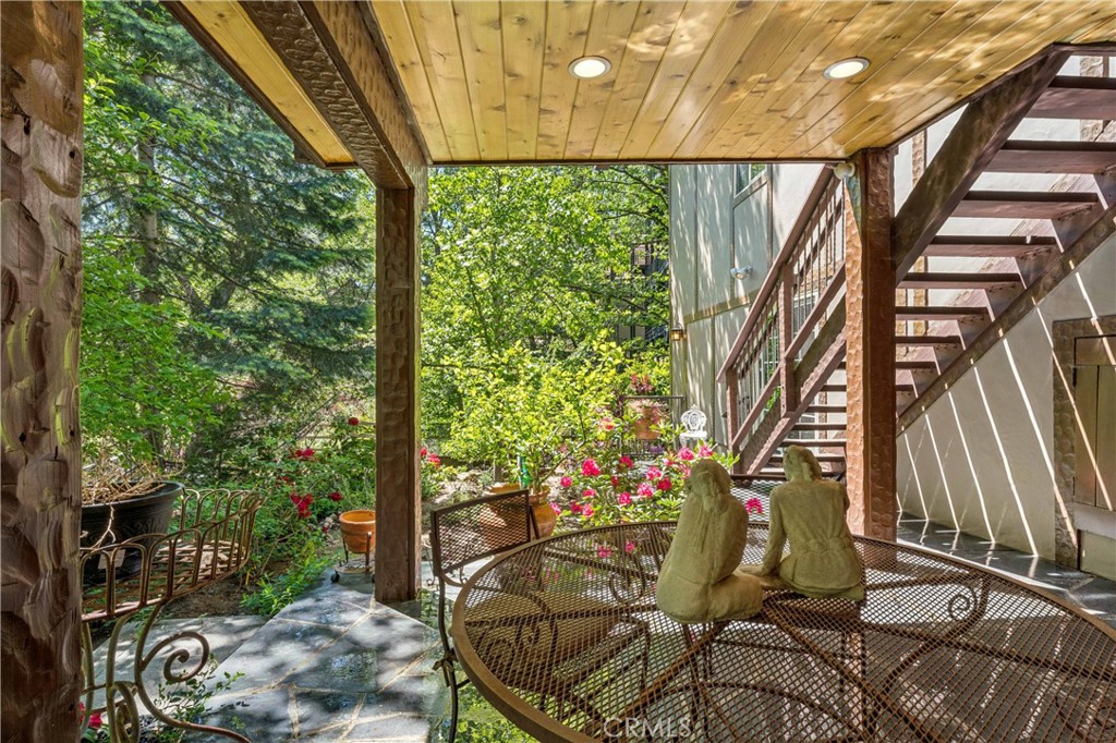 28971 North Shore Road Lake Arrowhead, CA 92352 - Photo 39 of 60