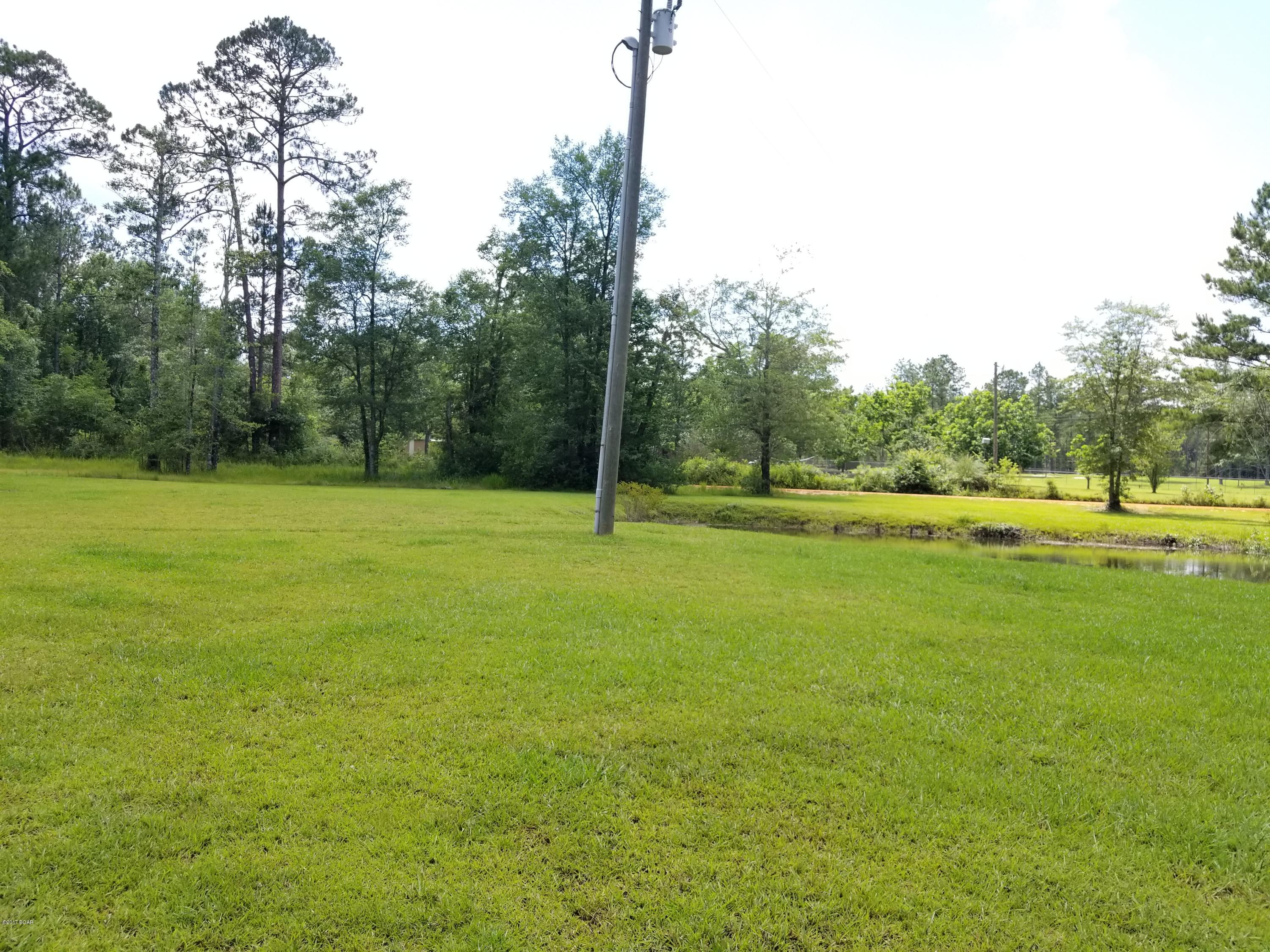 1504 Charm Road Alford, FL 32420 - Photo 9 of 26