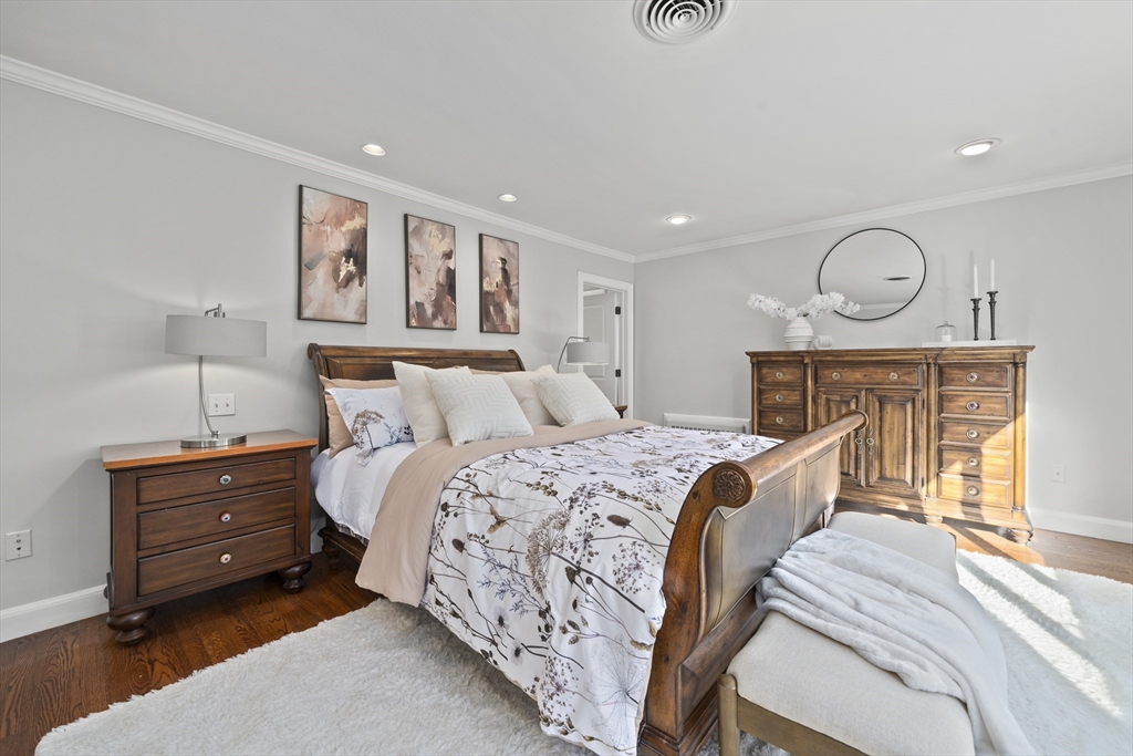 447 Dudley Road Newton, MA 02459 - Photo 18 of 42 Gallery Image 18