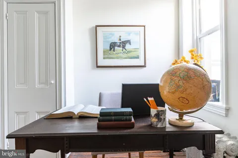 $949,000 | 2046 Cherry Street, Philadelphia, PA 19103