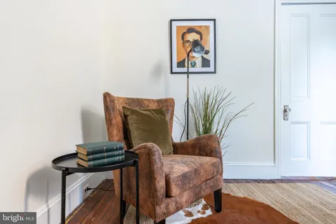 $949,000 | 2046 Cherry Street, Philadelphia, PA 19103