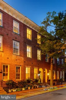 $949,000 | 2046 Cherry Street, Philadelphia, PA 19103