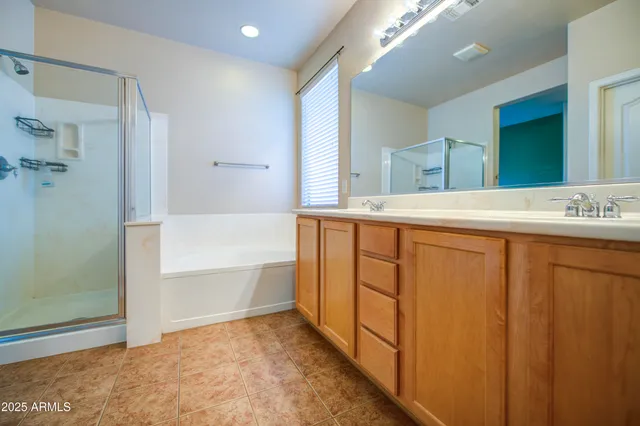 $465,000 | 4224 South Fireside Court, Gilbert, AZ 85297