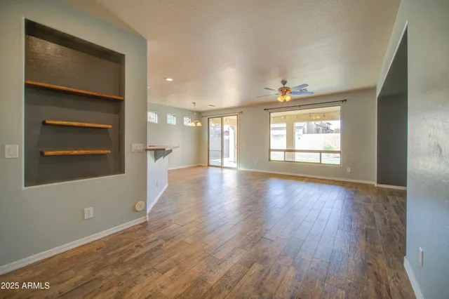 $465,000 | 4224 South Fireside Court, Gilbert, AZ 85297