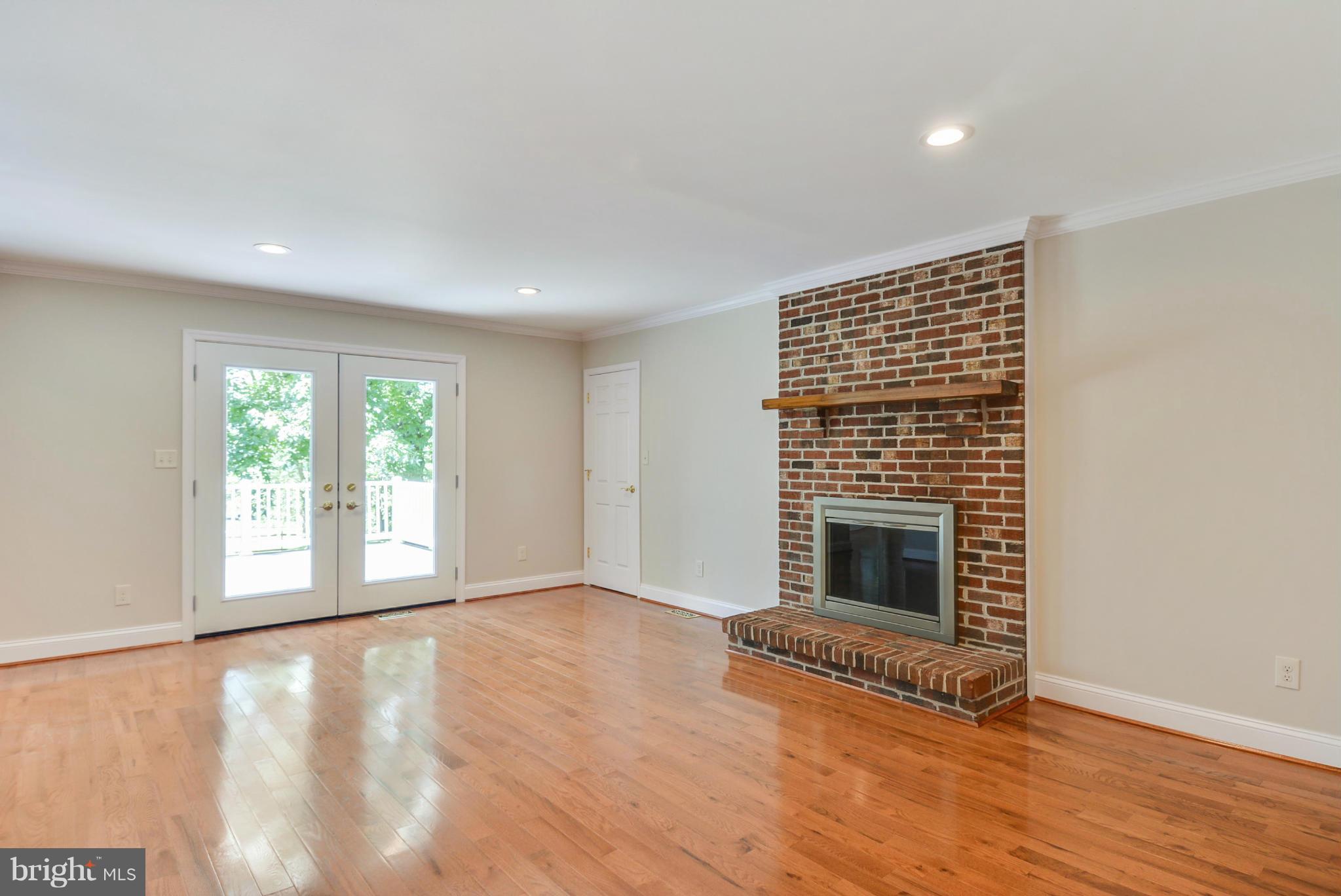 4445 Linthicum Road Dayton, MD 21036 - Photo 11 of 30 Family Room