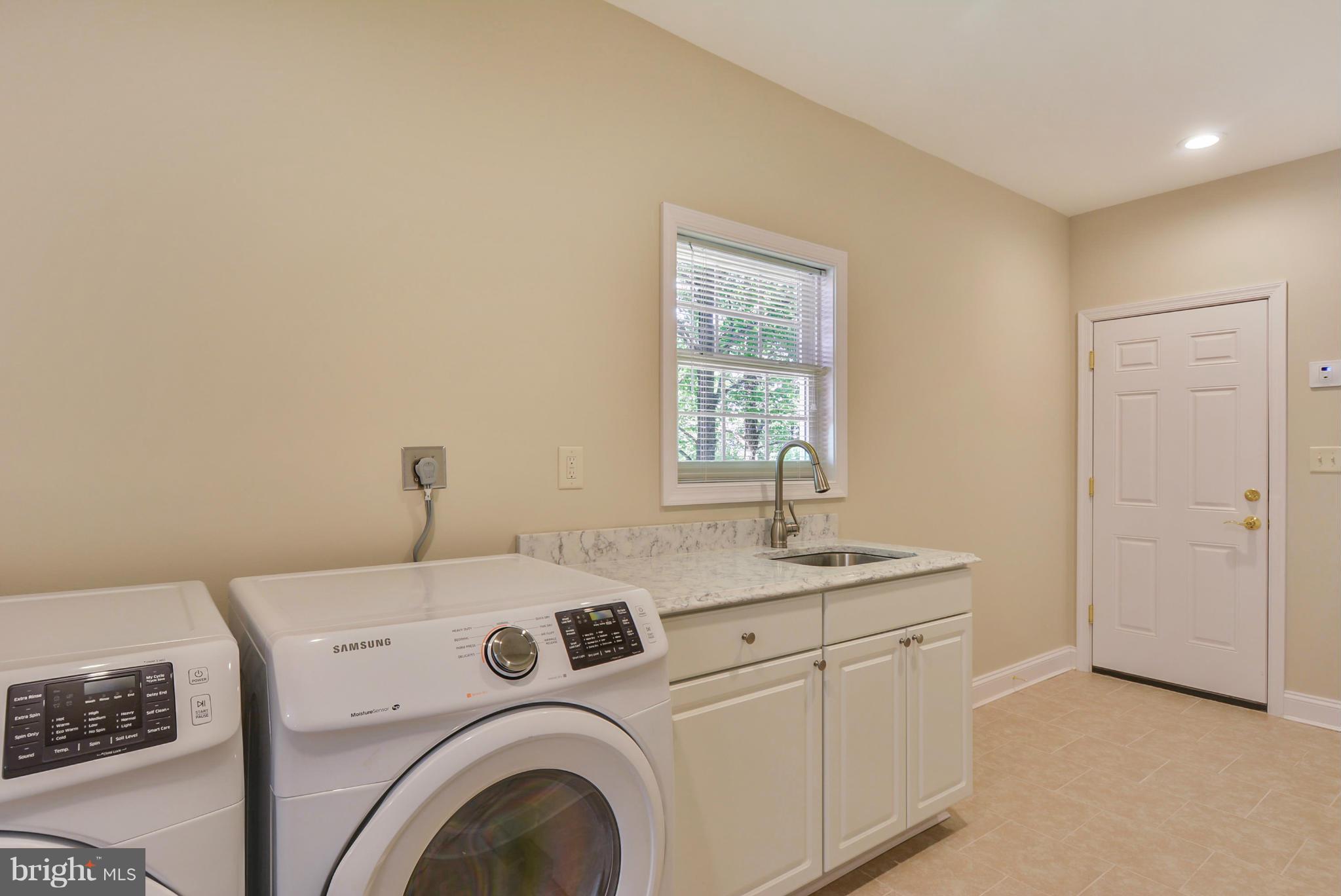 4445 Linthicum Road Dayton, MD 21036 - Photo 13 of 30 Interior (General)