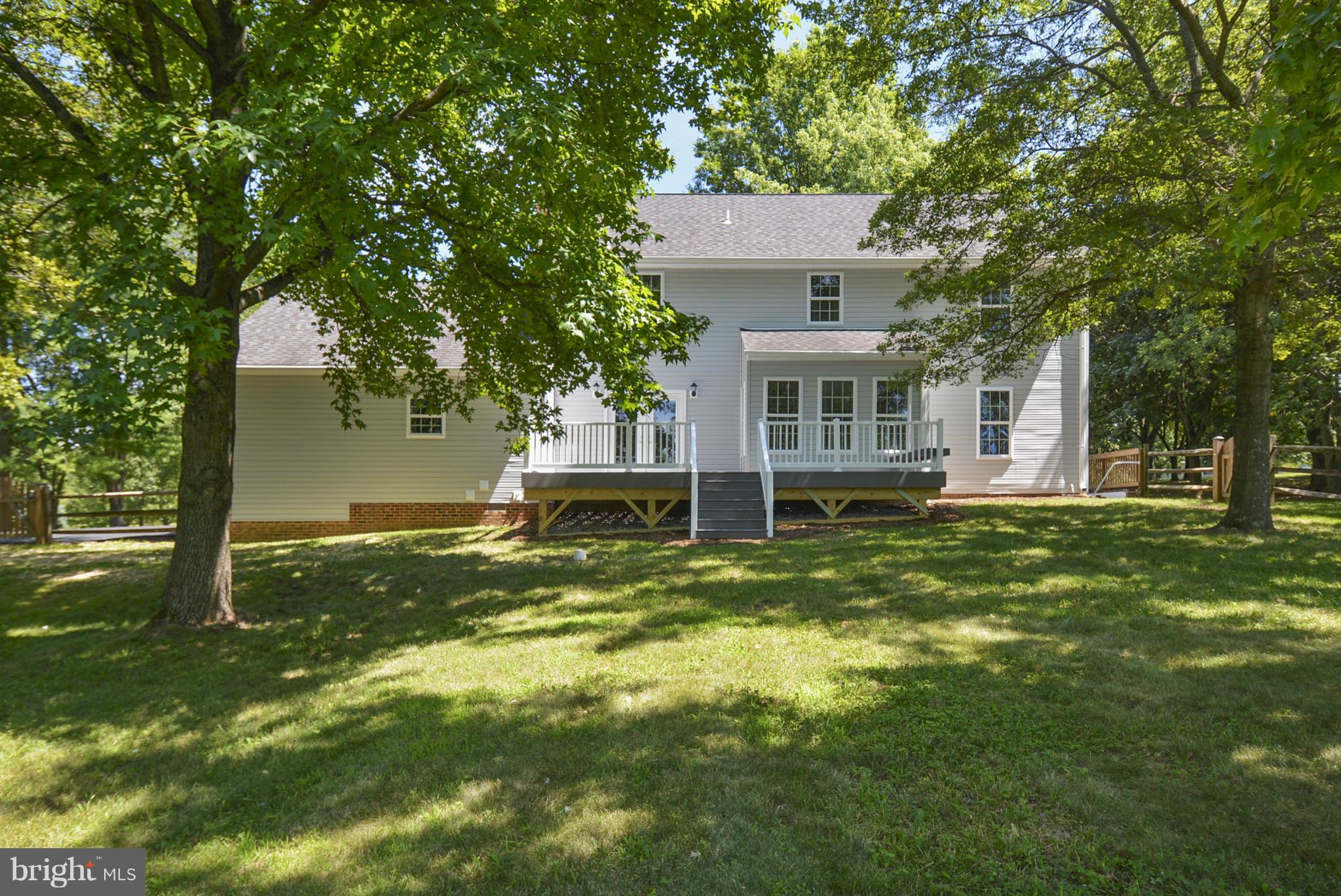 4445 Linthicum Road Dayton, MD 21036 - Photo 14 of 30 Exterior (Rear)
