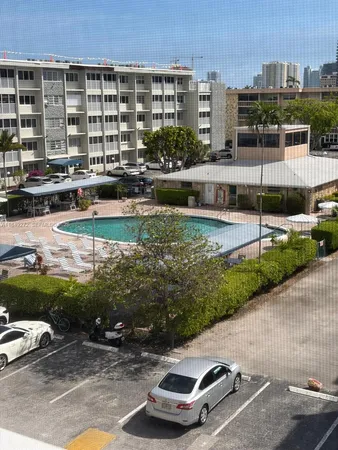 $149,999 | 215 Southeast 3rd Avenue, Unit 403A, Hallandale Beach, FL 33009