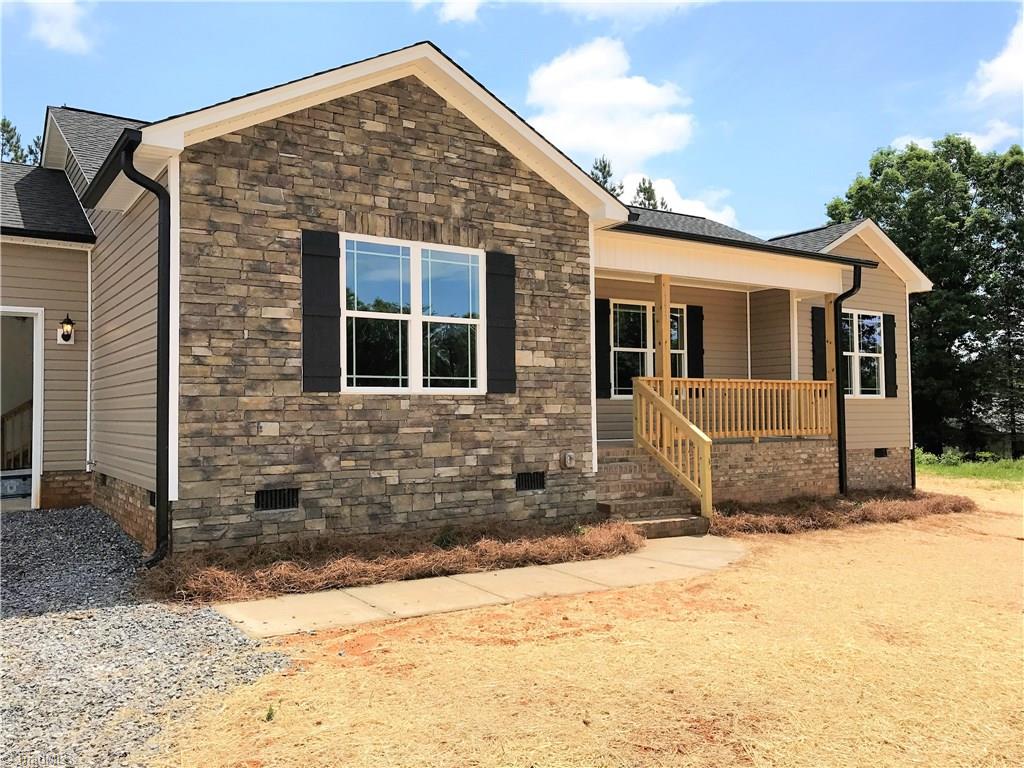 337 Washburn Road Madison, NC 27025 - Photo 2 of 12 Gallery Image 2
