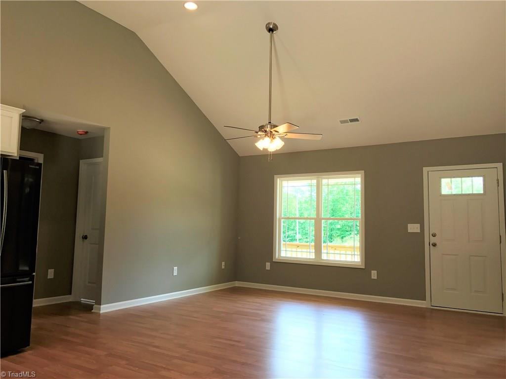 337 Washburn Road Madison, NC 27025 - Photo 4 of 12 Gallery Image 4