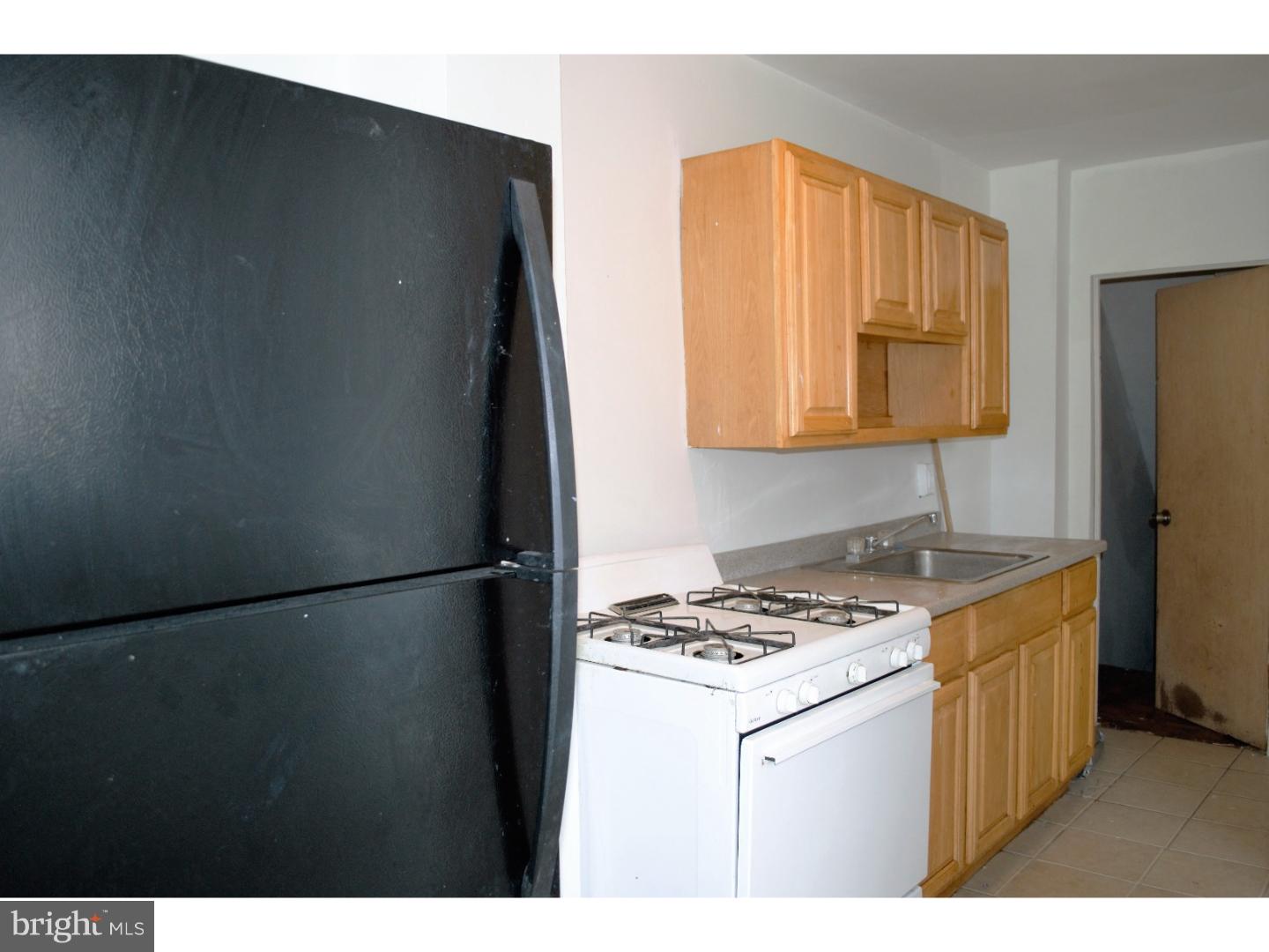 535 Hampden Road Upper Darby, PA 19082 - Photo 8 of 14