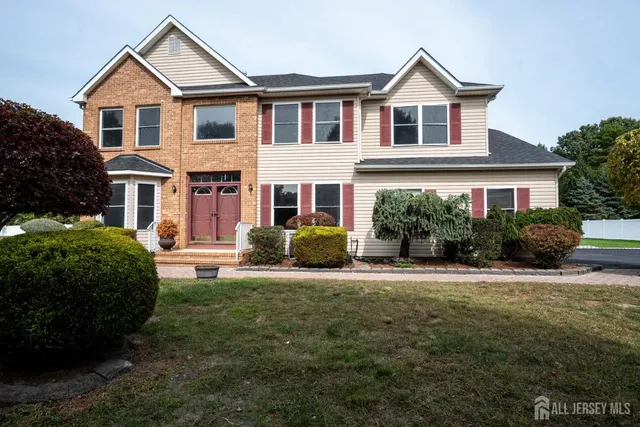 $3,950 | 27 Samantha Drive, Monroe Township, NJ 08831