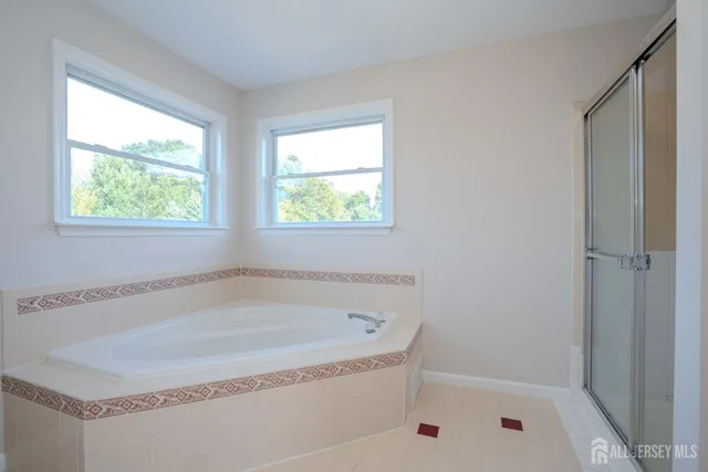 $3,950 | 27 Samantha Drive, Monroe Township, NJ 08831