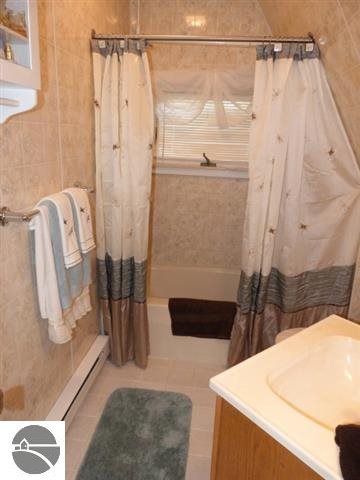 19590 Pleasantview Road Lake Ann, MI 49650 - Photo 55 of 76 1745320-55.JPG