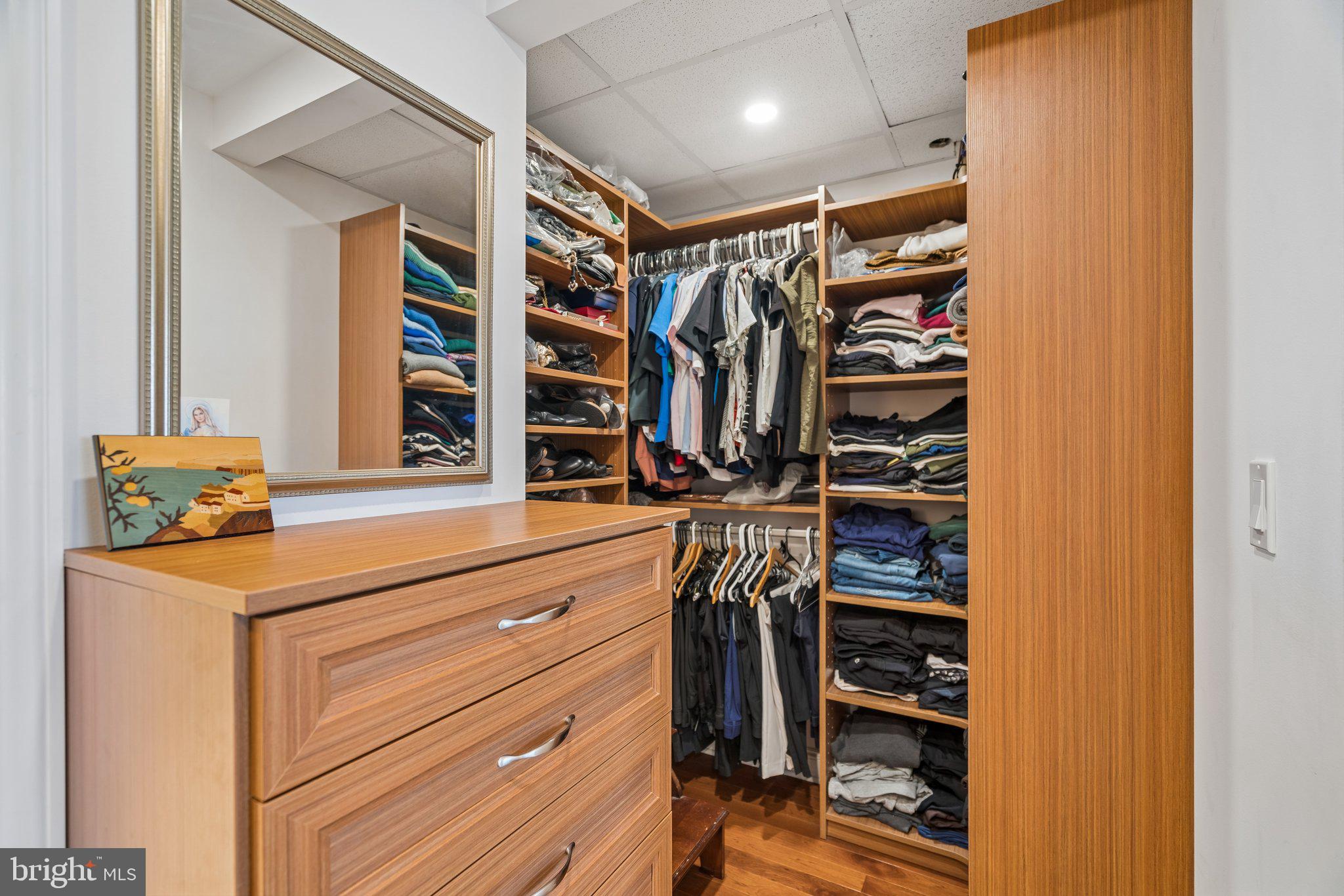202-10 West Rittenhouse Square, Unit 2506 Philadelphia, PA 19103 - Photo 24 of 51 Gallery Image 24
