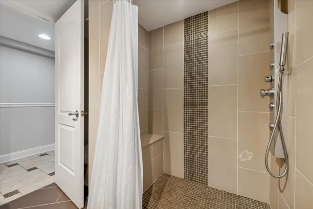 $535,000 | 241 Glendale Road, Glenview, IL 60025