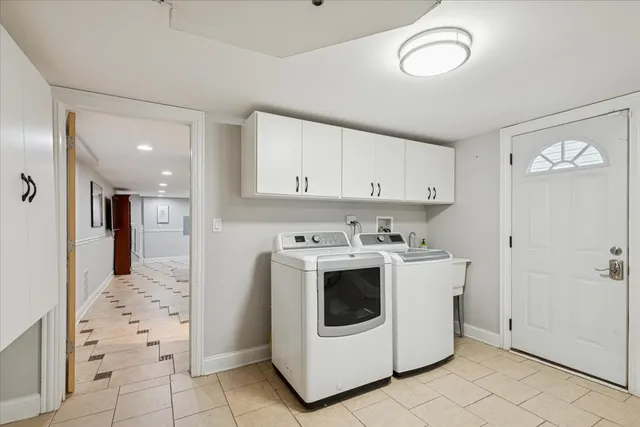 $535,000 | 241 Glendale Road, Glenview, IL 60025