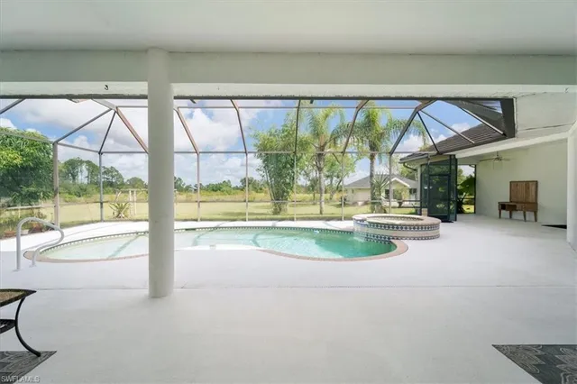 $835,000 | 4281 68th Avenue Northeast, Naples, FL 34120