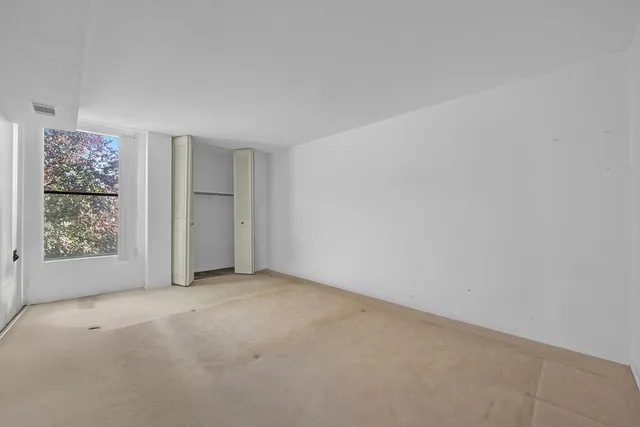 $270,000 | 42 Shrewsbury Green Drive, Unit I, Shrewsbury, MA 01545