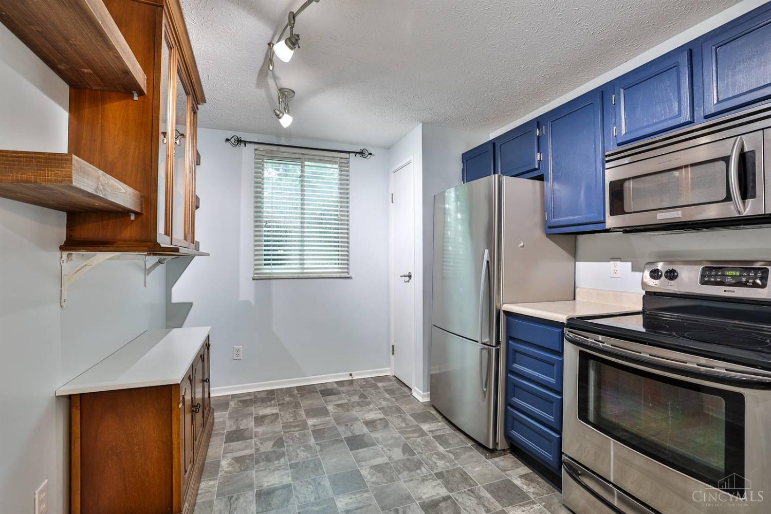 3517 West Fork Road, Unit 32 Cincinnati, OH 45211 - Photo 12 of 37 Gallery Image 12