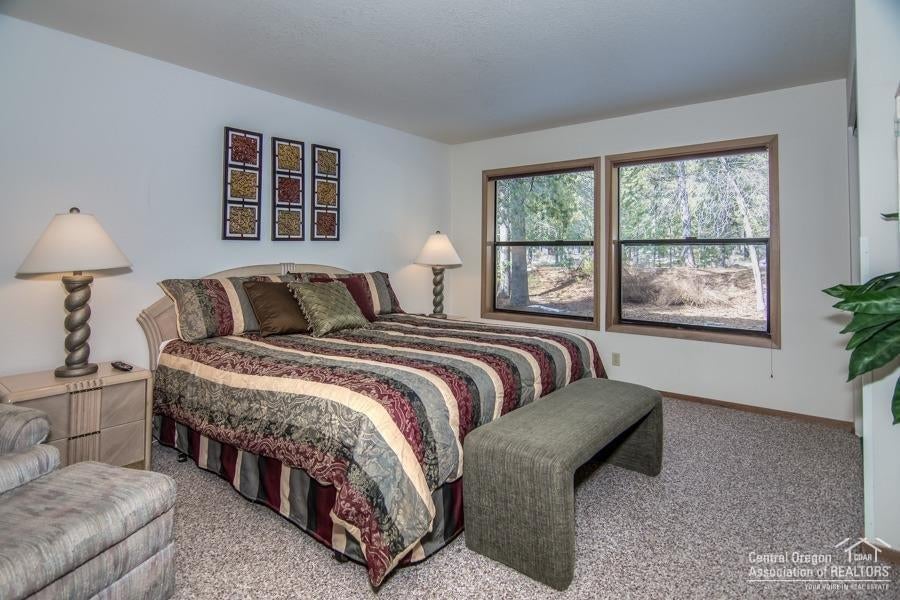 57387-37b Beaver Ridge Loop Sunriver, OR 97707 - Photo 16 of 24 Gallery Image 16