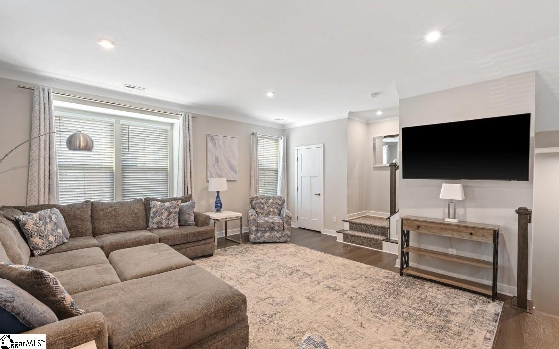 9 Eagle Wood Drive Greenville, SC 29607 - Photo 2 of 17